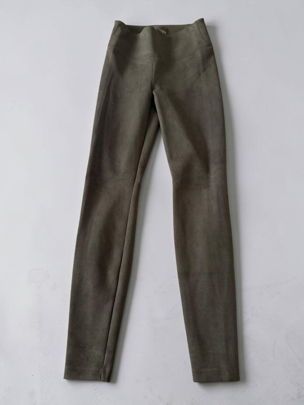WHITE HOUSE BLACK MARKET WHBM Faux Suede Olive Green Runway Leggings Size 2